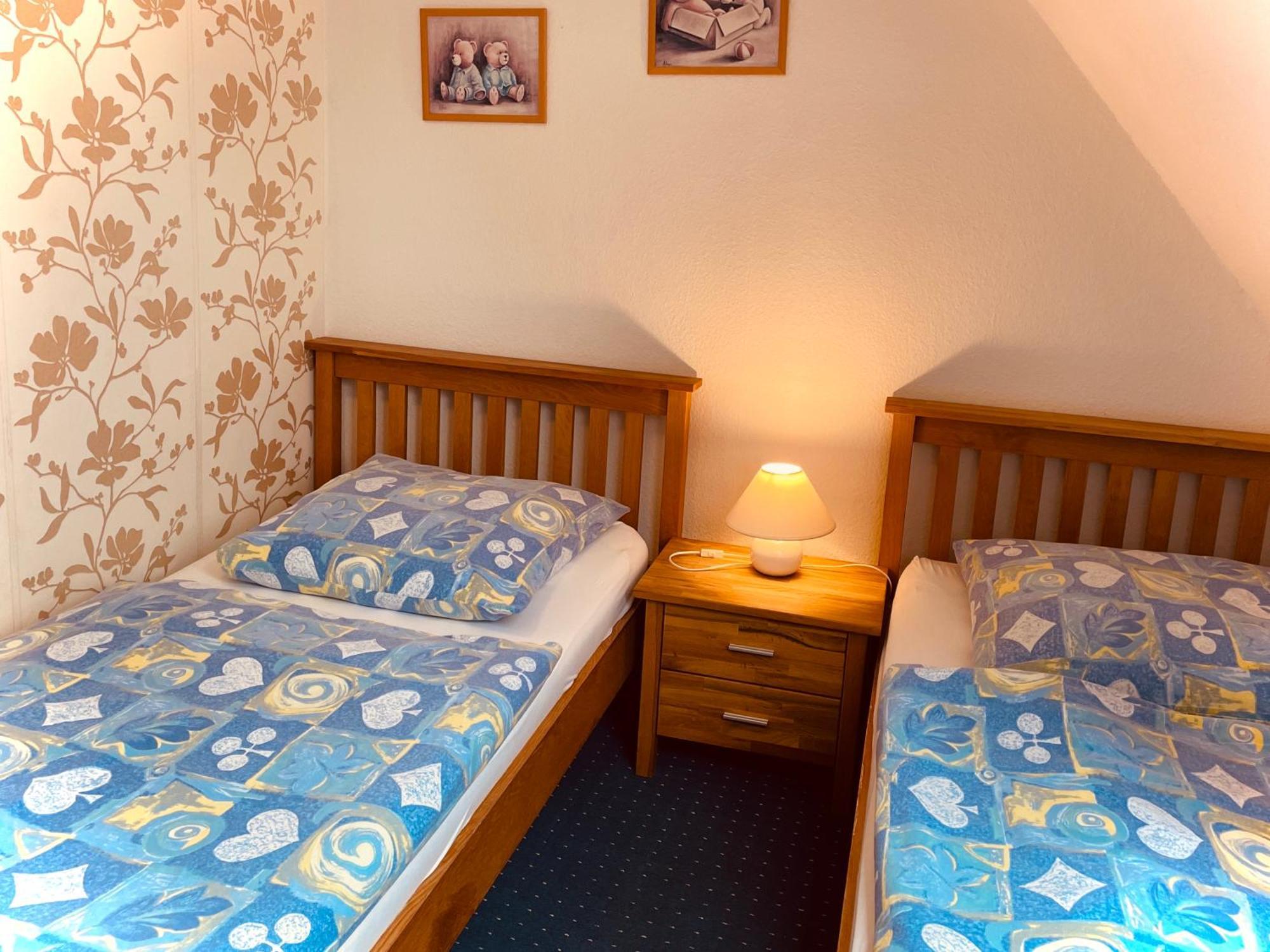 Cafe Gaubenhaus Apartment Bad Fallingbostel Bagian luar foto
